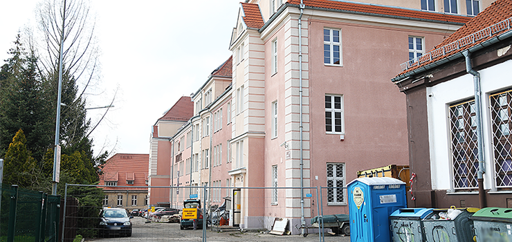 Elbląg: Ruszyła przebudowa dawnej szkoły. Budynek będzie siedzibą dwóch instytucji