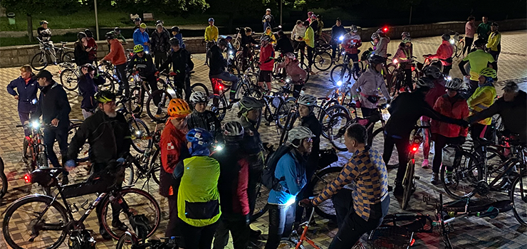 Nocą przez Elbląg na dwóch kółkach!