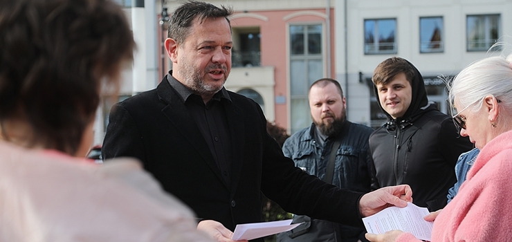 Elbląg: Konsultacji w sprawie imigrantów nie będzie. Nadal trwa zbiórka podpisów pod apelem ws. CIC