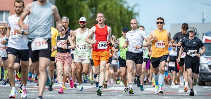 Zobacz obszerną fotorelację z Biegu Piekarczyka