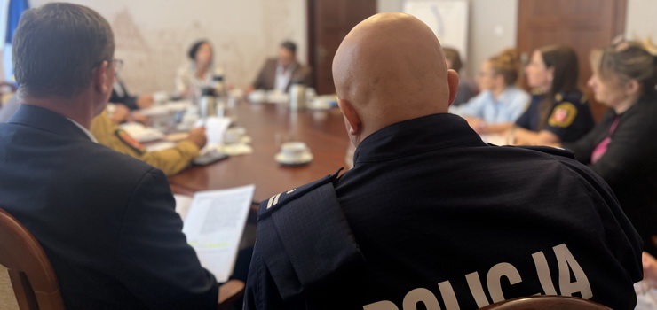 Odbyo si kolejne posiedzenie sztabu kryzysowego. "Nadal prowadzane s prace zwizane z czyszczeniem ulic"