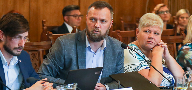 Piotr Opaczewski opuścił szeregi PiS. "Skupiam się na pracy radnego, nie na politykowaniu"