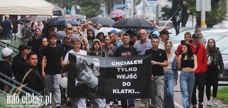 19-latek zmarpo interwencji policji. Sprawa wrcia do Elblga, prokuratura po miesicu szukawiadkw