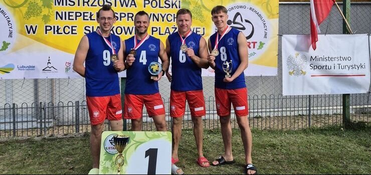 Mistrzostwa Polski Osb z Niepenosprawnociami w Siatkwce Plaowej