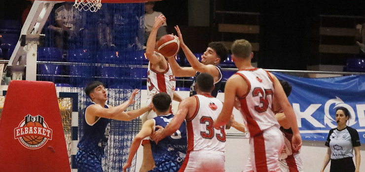 Druga poowa za dwa punkty. Elbasket wygra pierwszy mecz