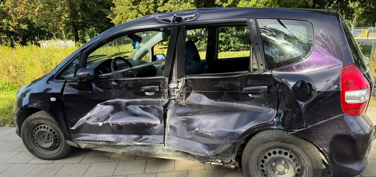 58-latka wjechała pod tramwaj na rondzie Zamech