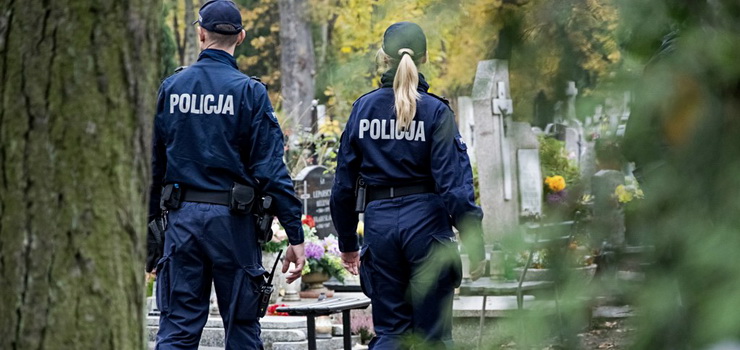 Kradzieże na cmentarzach. Co zrobić, by czuć się bezpiecznie?