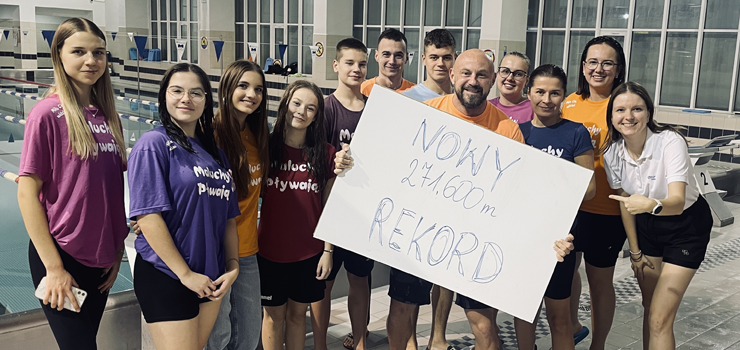 Ostatni dzwonek! Wystartuj w VII Pływackiej Sztafecie Niepodległości