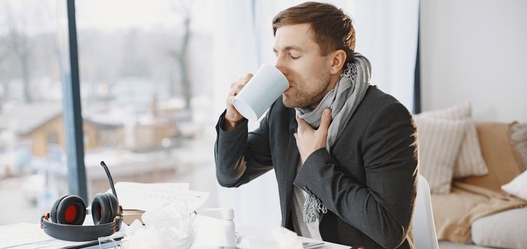 Jak dbać o głos i gardło, kiedy dużo mówisz?