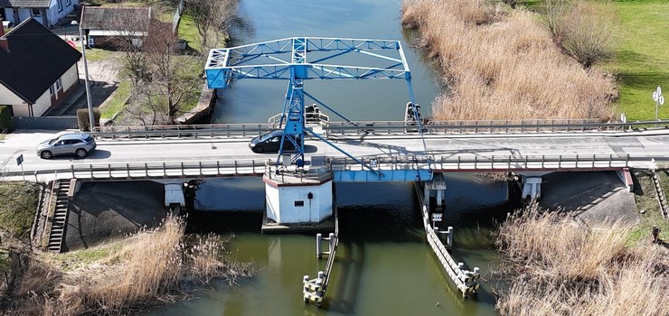 Koniec utrudnień w drodze na Mierzeję? Nowa trasa ominie zabytkowe mosty w Rybinie