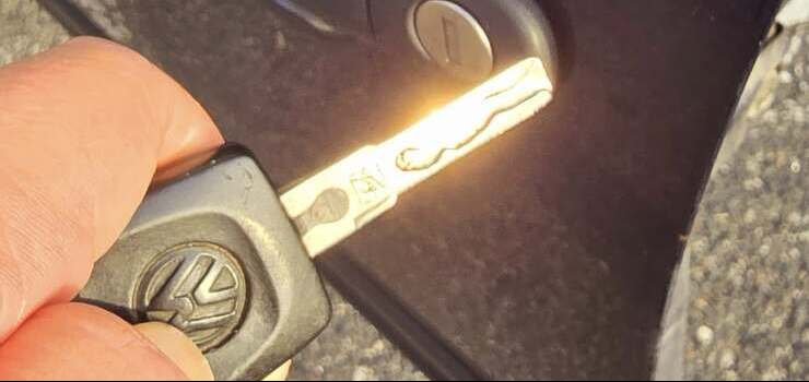 Zatrzymanie 38-latki za kierowanie autem w stanie nietrzewoci