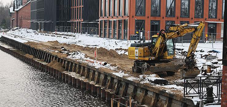 Elbląg: Na Warszawskiej zaparkujemy szybciej niż planowano. Co z nabrzeżem?