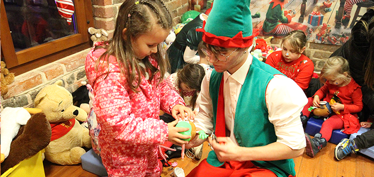 Ponownie Brama Targowa zmieniła się w Magiczną Bramę Elfów - zobacz zdjęcia