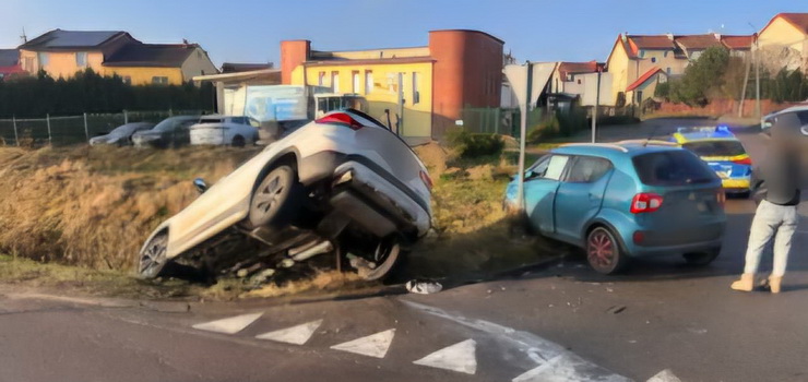 Kolizja dwóch aut na ul. Fromborskiej