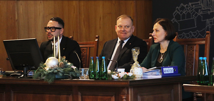 Elbl�g: Rekordowe inwestycje i 29,7 mln z� deficytu. Bud�et miasta przyj�ty