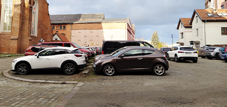 Obecnie jest "dziki” parking, b�dzie Strefa P�atnego Parkowania? 