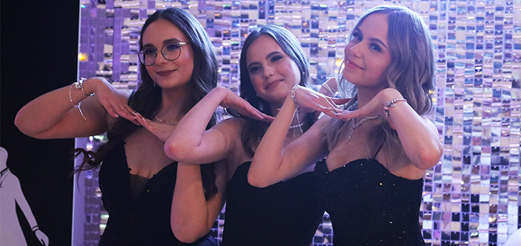 "Nasz polonez jest wyj�tkowy". Za nami Studni�wka III LO