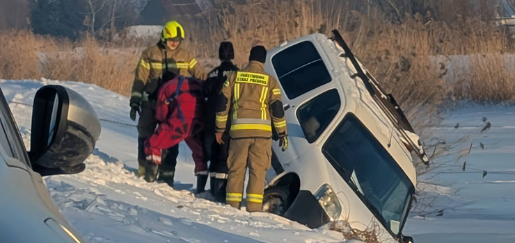 47-letni m�czyzna straci� panowanie nad autem