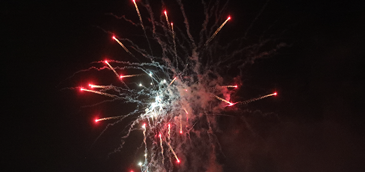 Elbląg: "Światełko do nieba" na zakończenie 34. Finału WOŚP (zobacz zdjęcia)