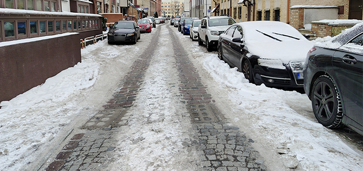 Kiedy remontu doczeka si� dalsza cz�� ulicy Wie�owej?