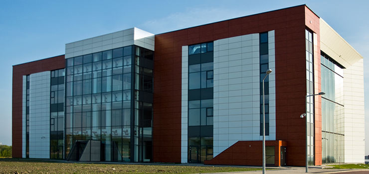 Na budynku EPT zostan� zamontowne panele fotowoltaiczne za 2 mln z�