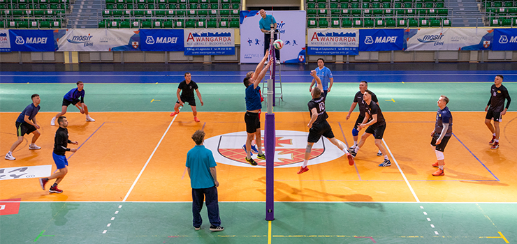 Decydująca faza w siatkarskiej lidze amatorów