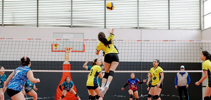 Jak rotacja zawodnik�w wp�ywa na przebieg seta w siatk�wce?