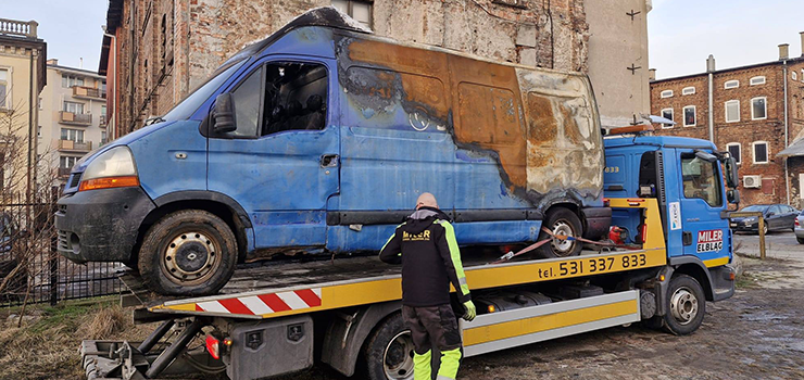 Kolejne nieużytkowane auta zostały odholowane na zlecenie Straży Miejskiej