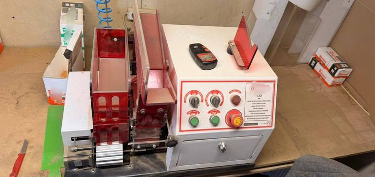 Miał własną "linię produkcyjną papierosów". Policja zatrzymała 63-latka