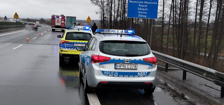 Na S7 doszło do zdarzenia drogowego z udziałem pojazdu ciężarowego oraz pieszego