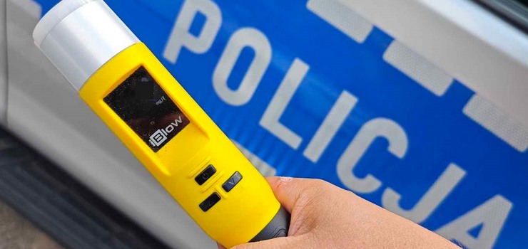 Ledwo trzymał się na nogach, a siadł za kierownicą. Miał blisko 3 promile