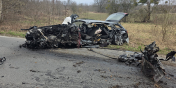 Tragedia pod Przezmarkiem. Audi A6 uderzy�o w drzewo. Kierowca zgin�� na miejscu