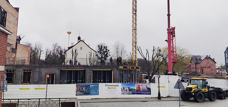 Inwestycja nad rzeką Elbląg. Nowa kamienica będzie gotowa jeszcze w tym roku?