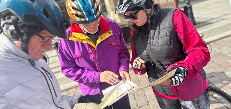 Na rowerze w poszukiwaniu elbl�skich pomnik�w