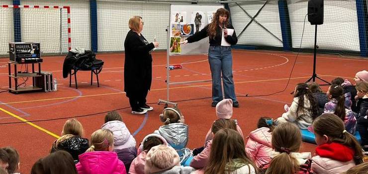 Dlaczego ludzie tracą dom? Co zrobić kiedy spotka się bezdomnego?