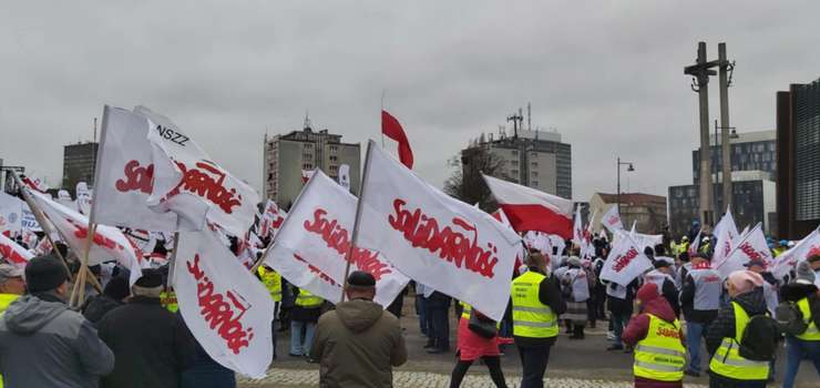 Protest w obronie miejsc pracy. Elbl�ska „Solidarno��” mobilizuje si� przed manifestacj�