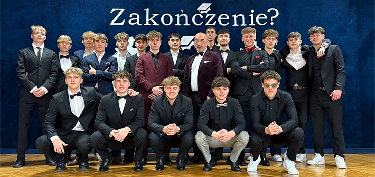 „To jest pierwszy rocznik 6-latka, kt�ry wypuszczamy w �wiat”. Zako�czeniu roku szkolnego IV LO