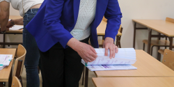 Zdj�cia arkusza w sieci. CKE odnotowa�a pierwsze podejrzenia nieuczciwego zachowania podczas matur