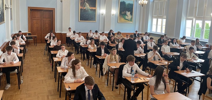 Język polski na start. Z jakimi tematami zmierzyli się maturzyści?