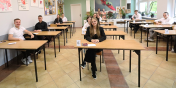 Angielski najpopularniejszy. Maturzy�ci maj� za sob� kolejny egzamin (zdj�cia)