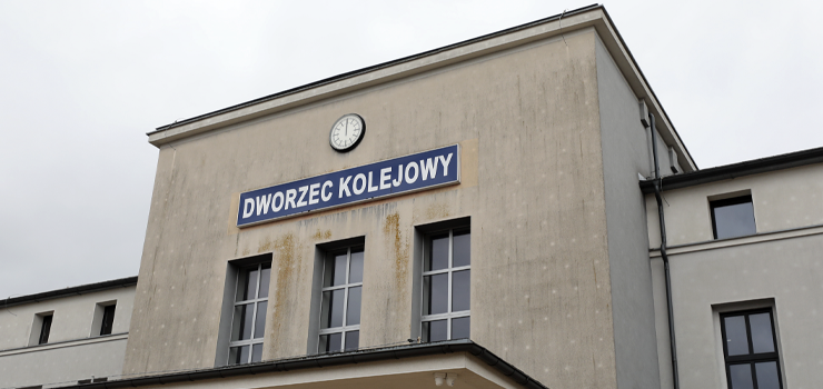 Modernizacja dworca w Pas��ku ruszy ju� niebawem, a co z Elbl�giem? PKP PLK odpowiada