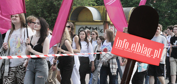 Jak �yje si� m�odym w Elbl�gu? Zobacz materia� filmowy