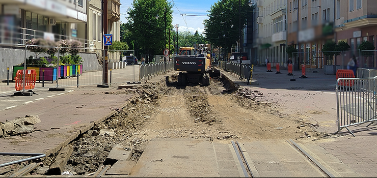 Remont torowiska przy 1 Maja trwa ju� 2 miesi�ce. Na jakim jest etapie?