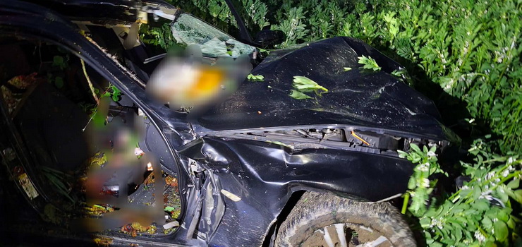 Uwaga! Zablokowana ul. Mazurska. BMW potr�ci�o �osia, dwie osoby ranne