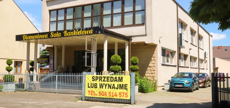 Lokale do wynaj�cia w centrum Ostro��ki