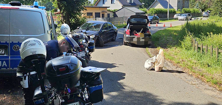 Policjanci prowadz� ogl�dziny ustalaj�c przebieg zdarze�. Jedna osoba w szpitalu