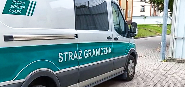 Eskortowali na lotnisko cudzoziemc�w oraz zatrzymali pijanego kierowc�