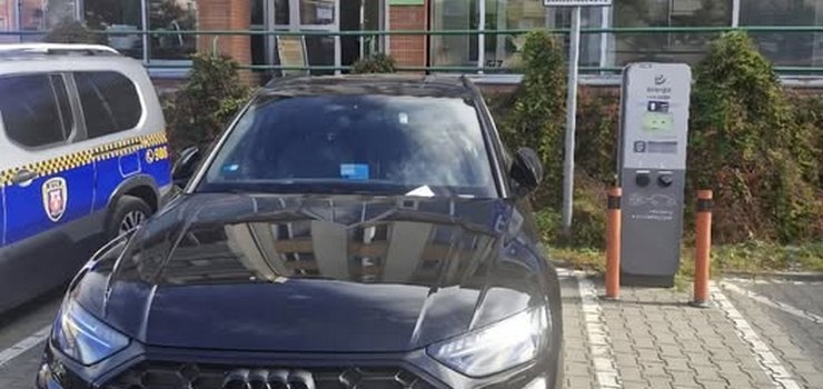 Zablokowa�a miejsce do �adowania. Stra� miejska apeluje