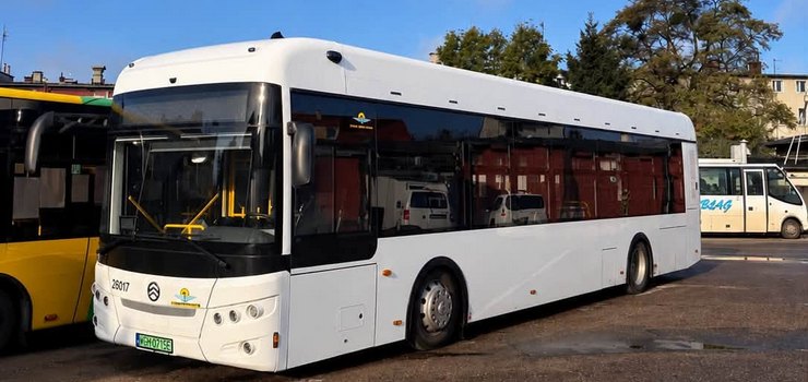 12 metr�w d�ugo�ci i nap�d elektryczny. Autobus przejdzie test na elbl�skich ulicach