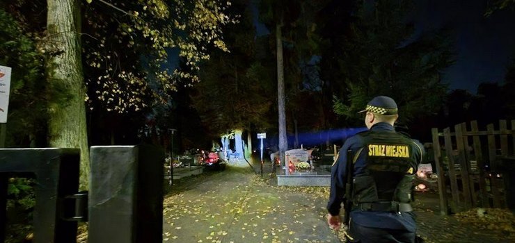 „To r�wnie� czas wzmo�onej aktywno�ci z�odziei”. Dodatkowe patrole na elbl�skich cmentarzach